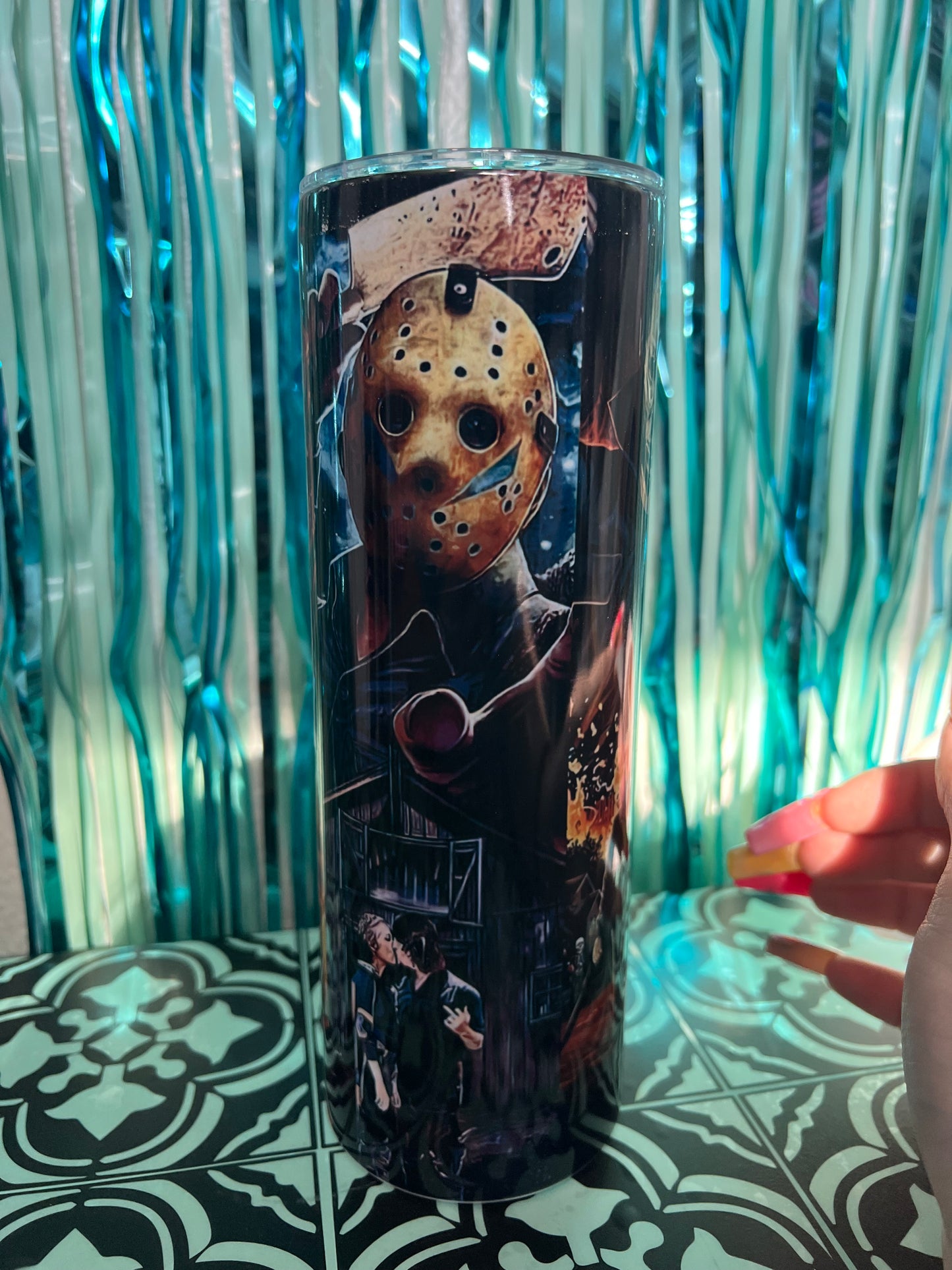 Horror tumbler